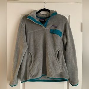 Women’s Patagonia button down fleece